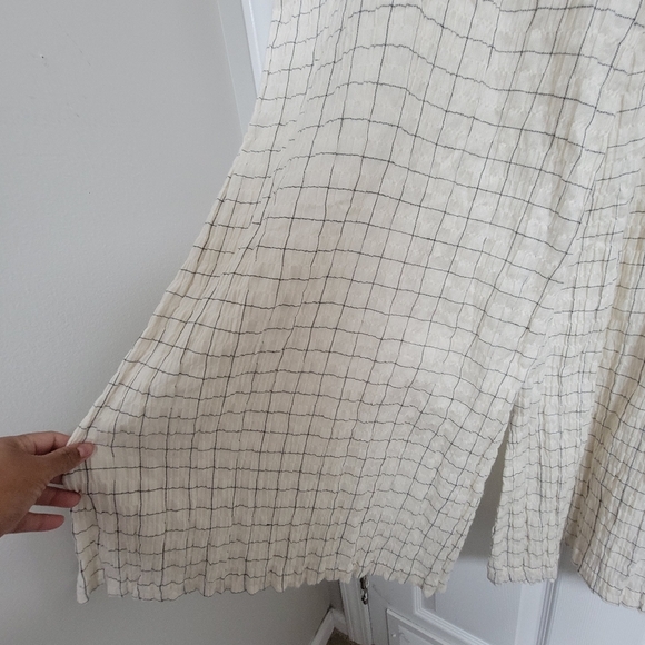 Urban Outfitters NWT Plunging Wide Leg Jumpsuit Size XS. - Picture 8 of 13